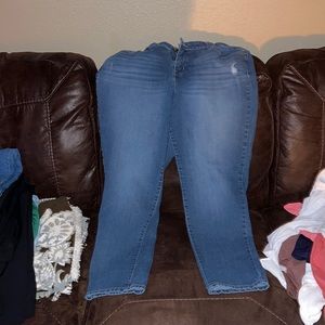 New Directions. Girlfriend style. Size 18WR.